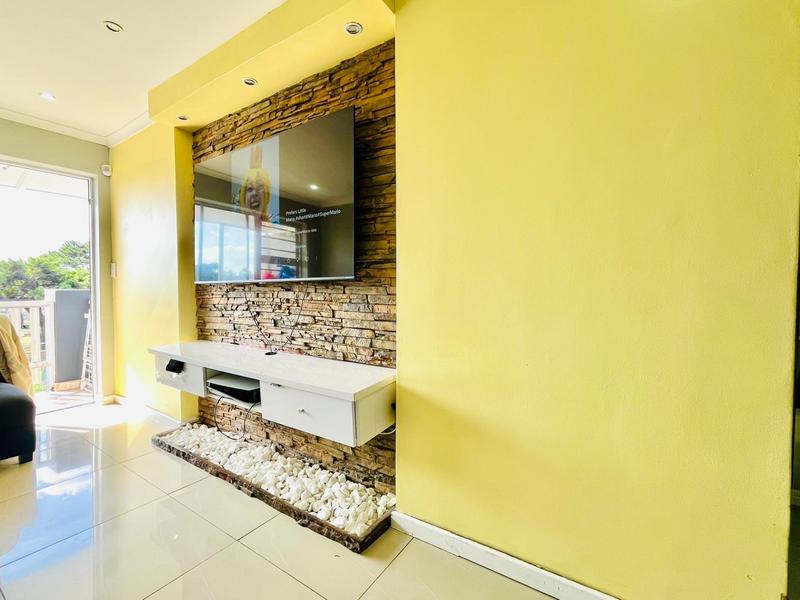 2 Bedroom Property for Sale in Thornton Western Cape